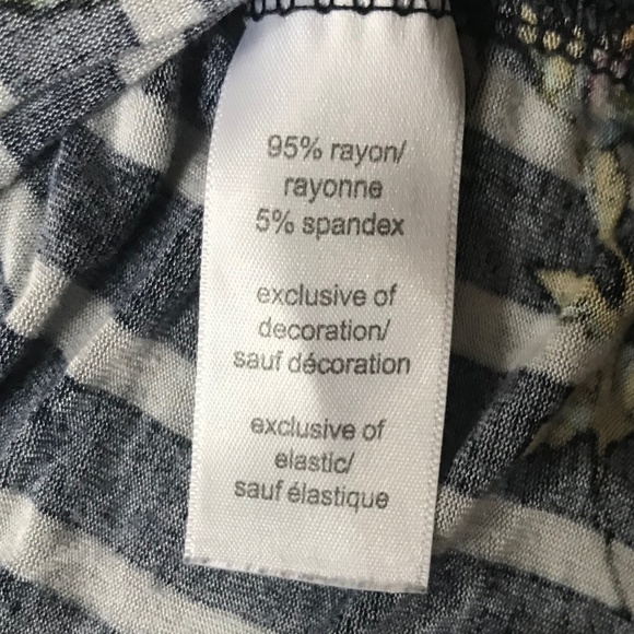 🍂5/10$!! Cute Striped/Floral Tank - Picture 9 of 11